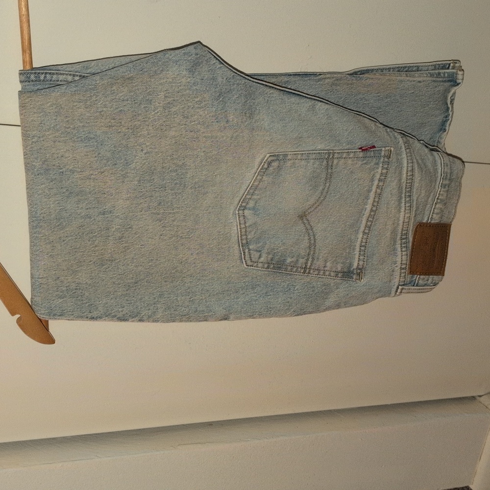 Levis Premium 70s High Slim Straight